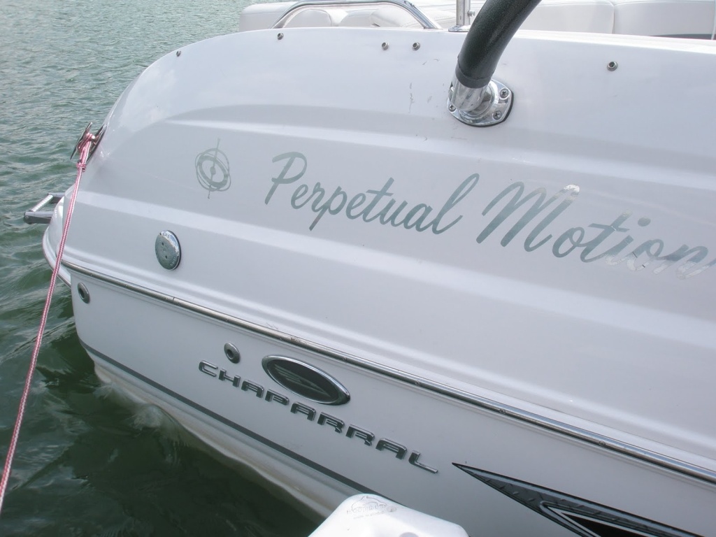 Boat name lettering